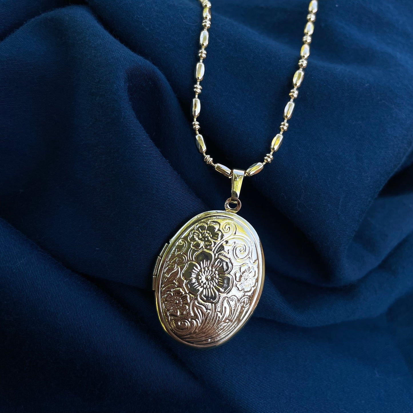 vintage locket