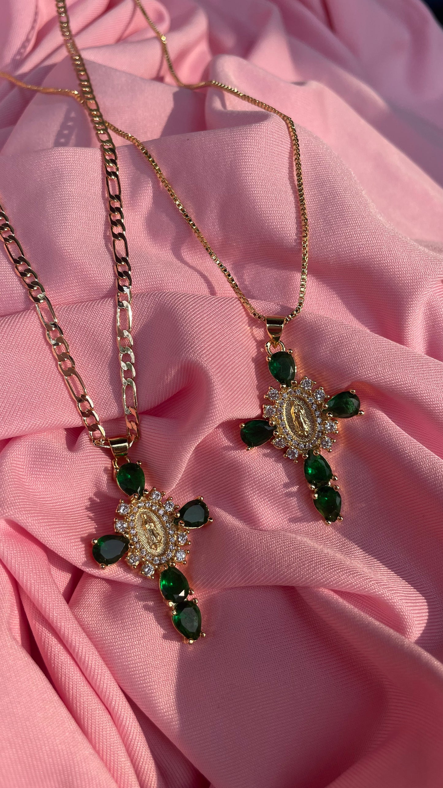 Green mini virgen cross