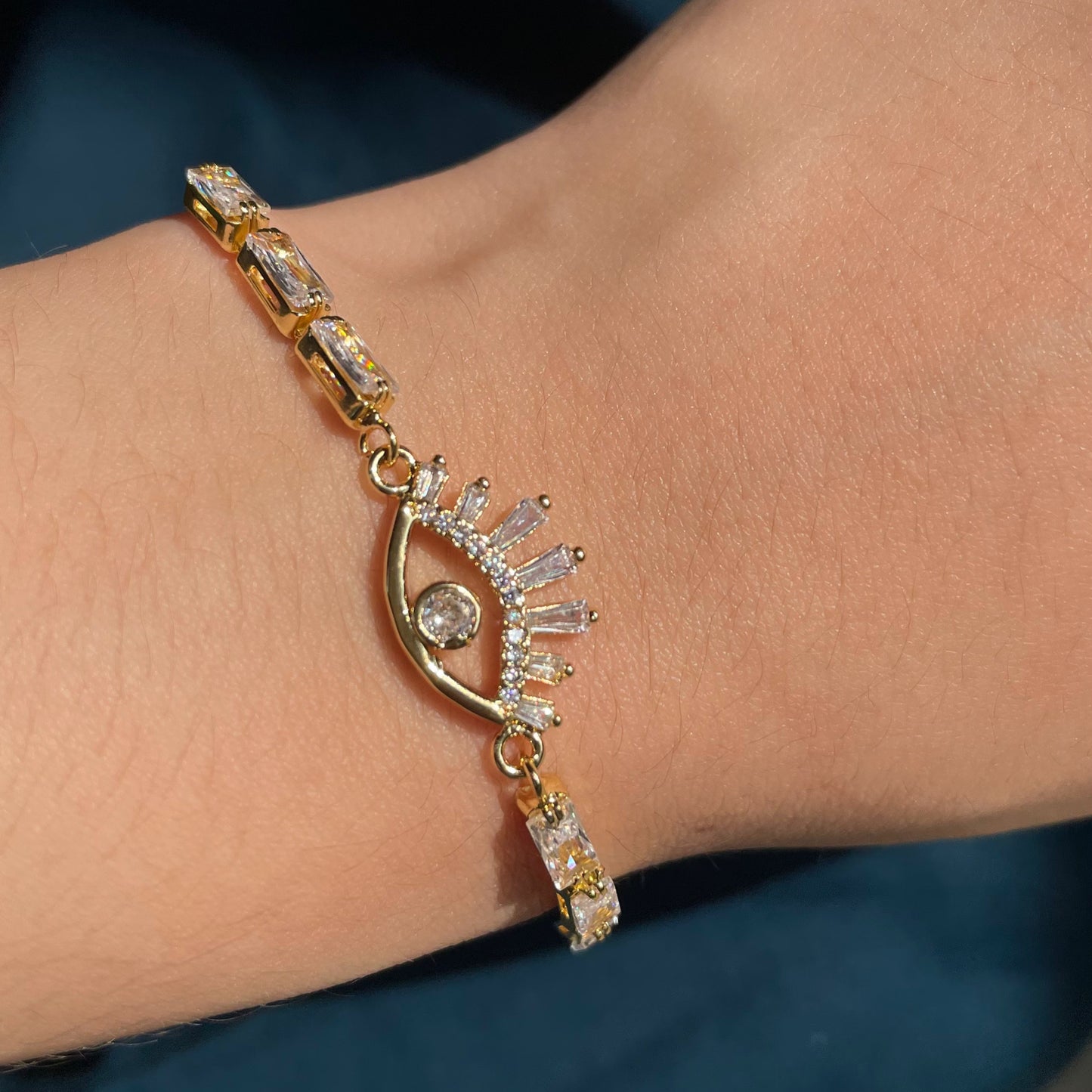 Spark bracelet