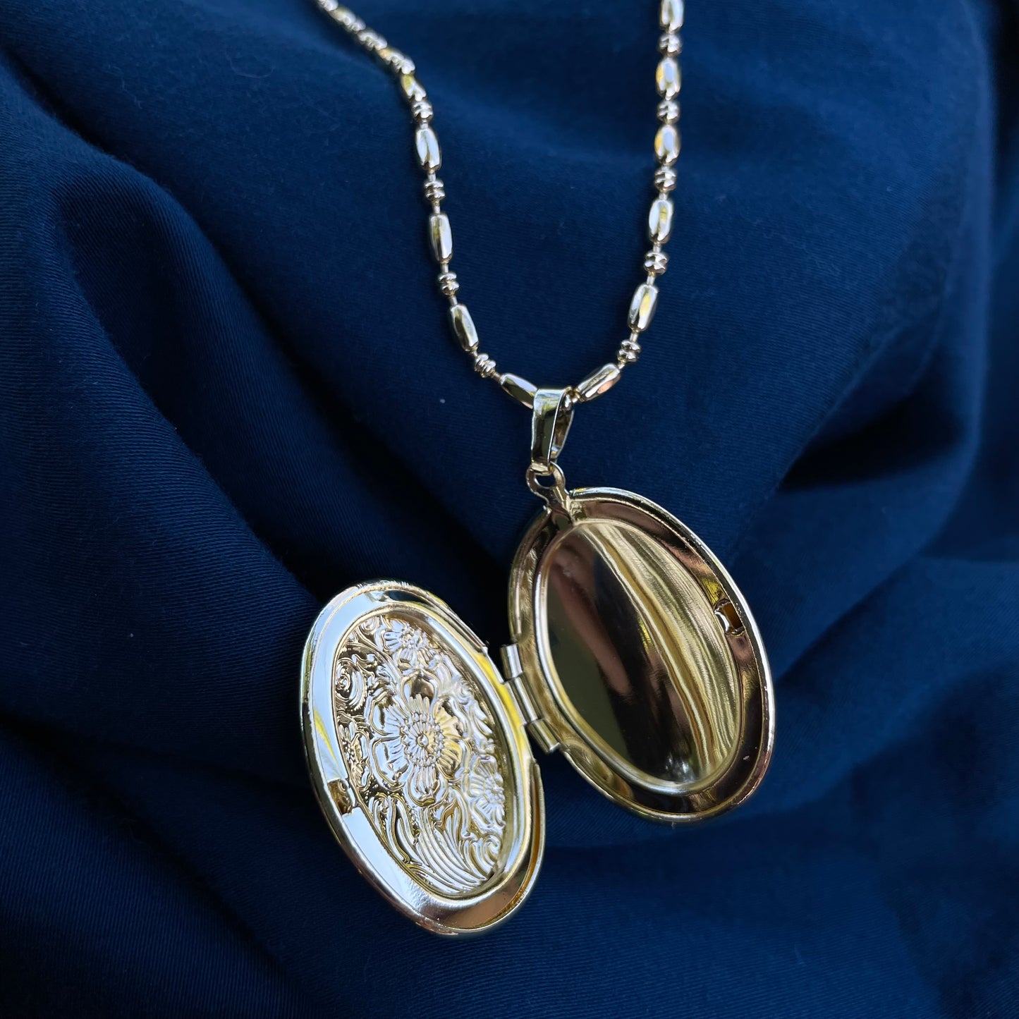 vintage locket